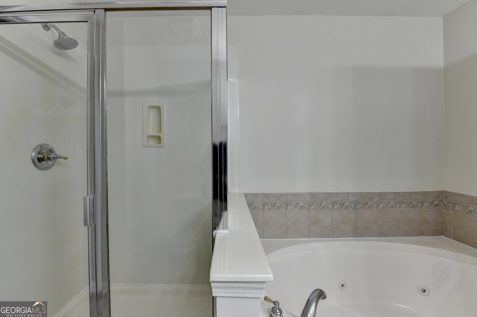 2568 Gadsen Walk Duluth - 40