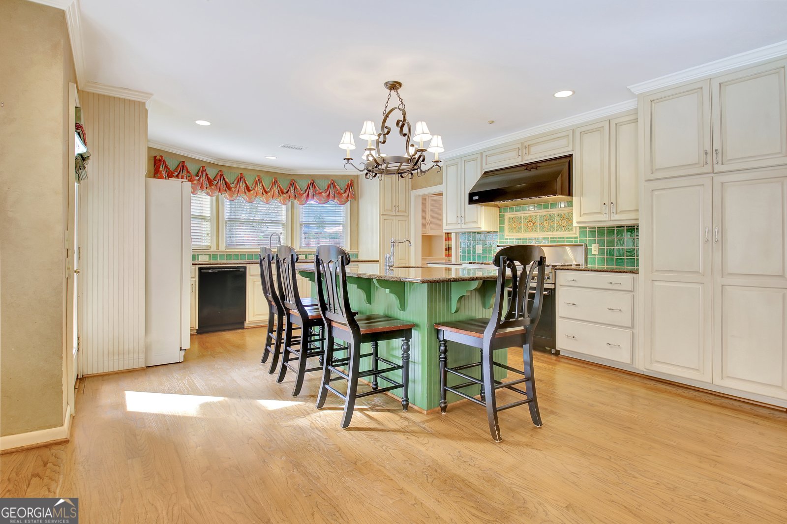 3402 Cambridge Drive Columbus - 18