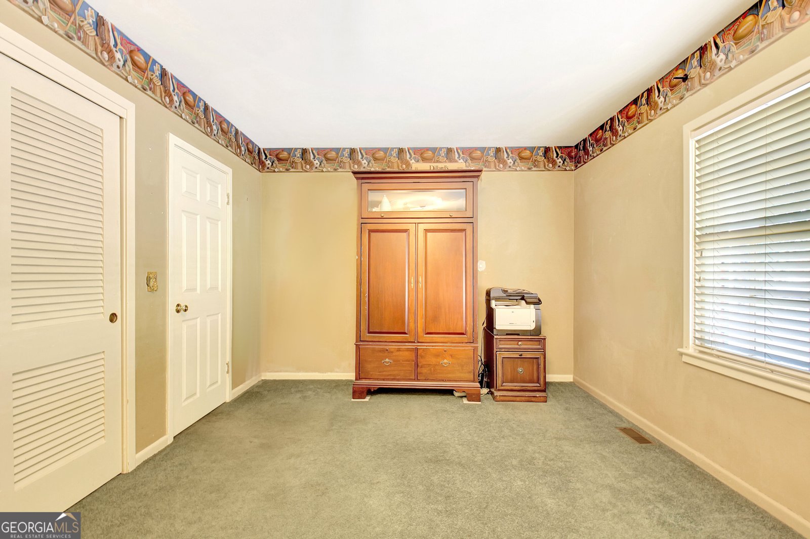 3402 Cambridge Drive Columbus - 34