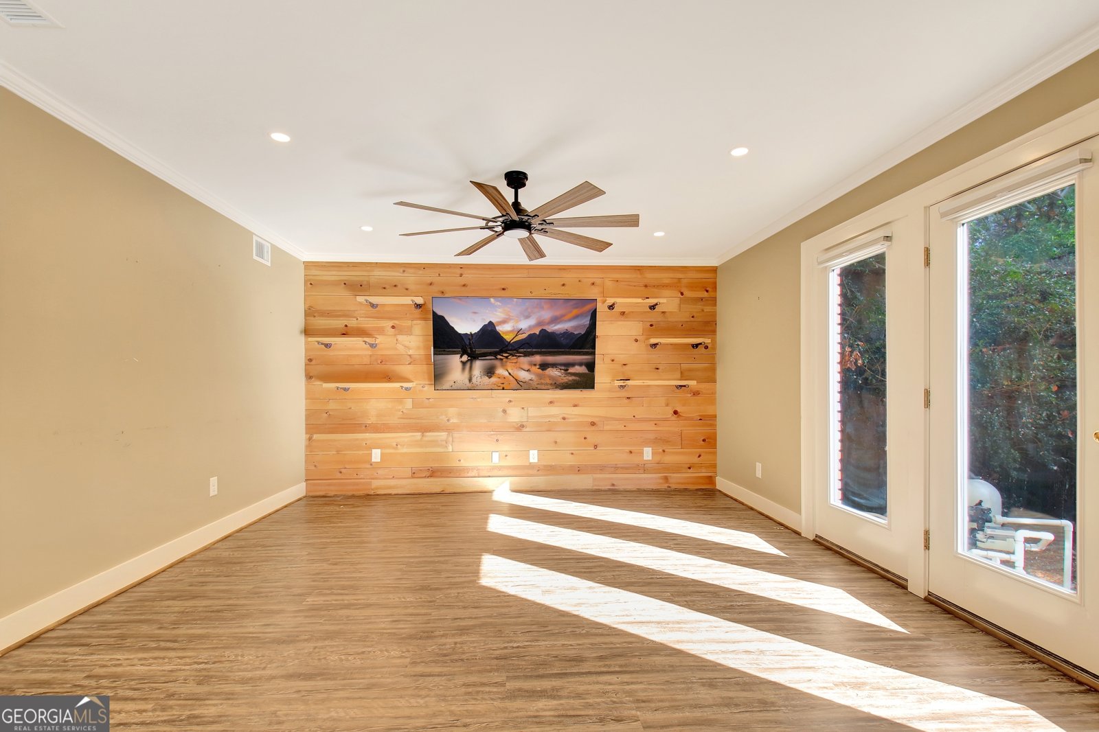 3402 Cambridge Drive Columbus - 50