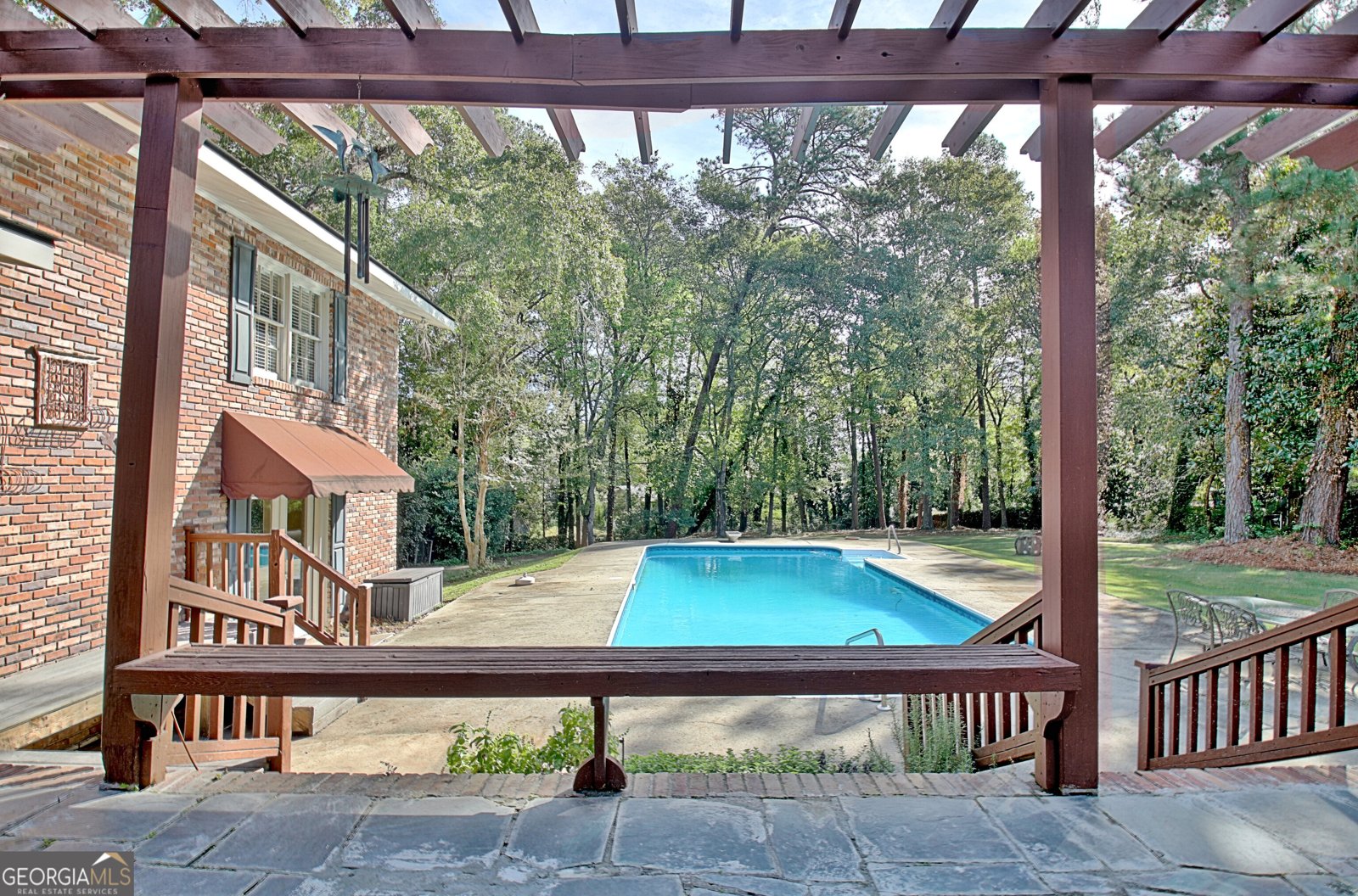 3402 Cambridge Drive Columbus - 60