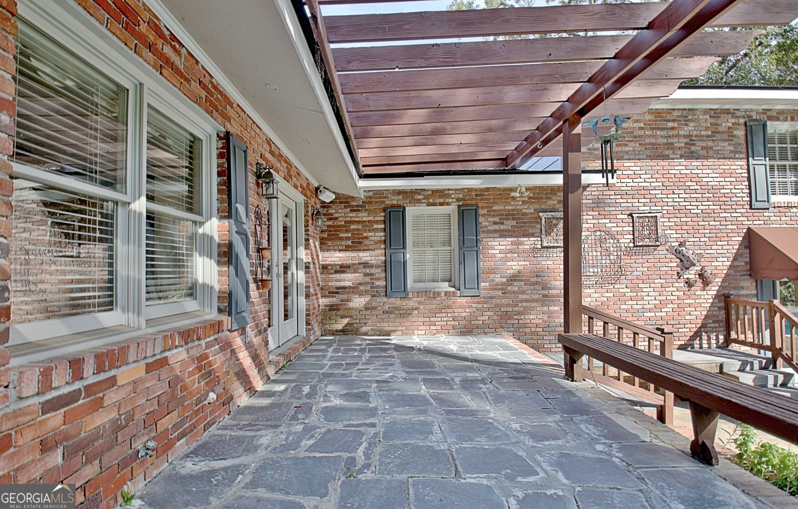 3402 Cambridge Drive Columbus - 66