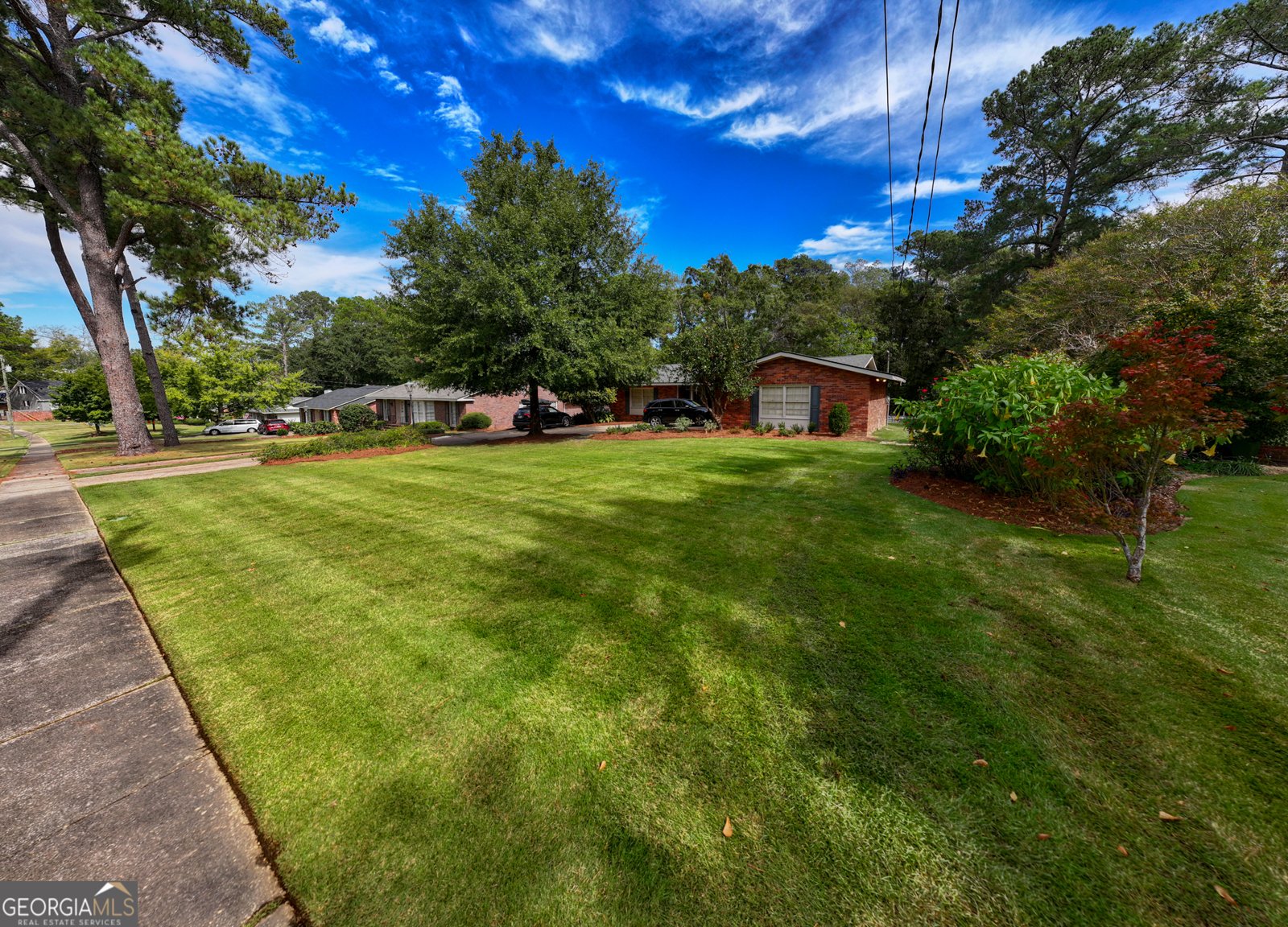 3402 Cambridge Drive Columbus - 76