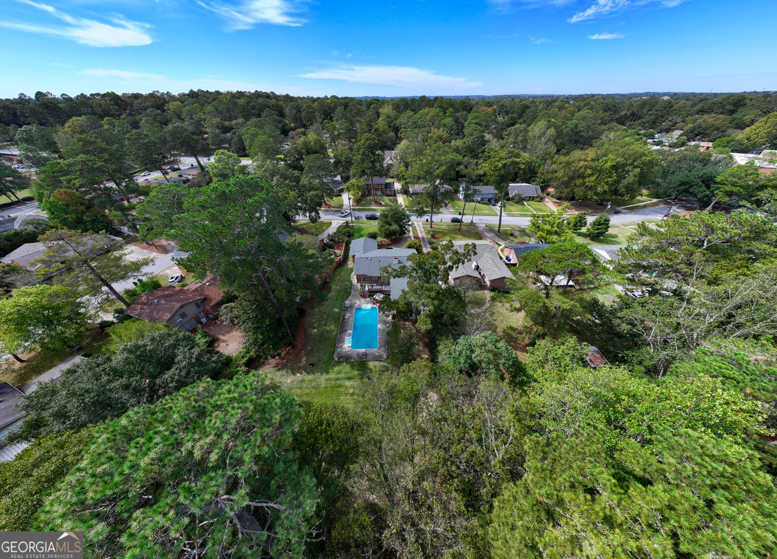 3402 Cambridge Drive Columbus - 80