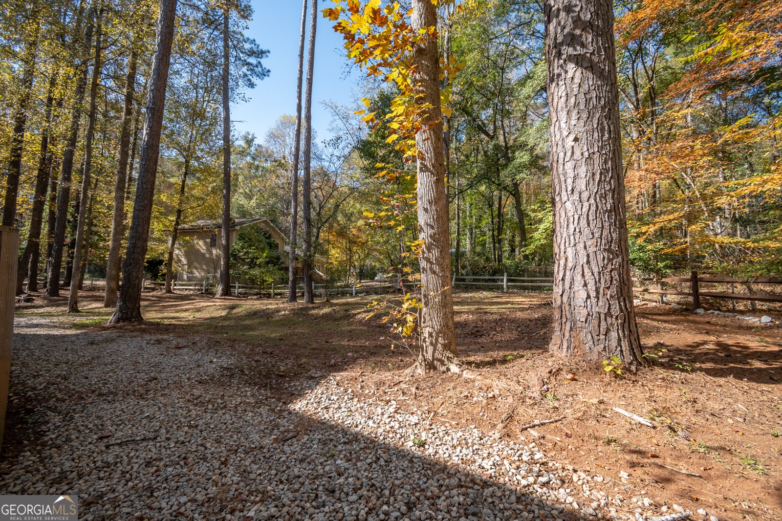 4403 Milton Trail Snellville - 27