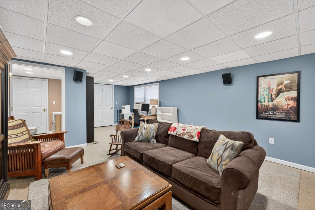 924 Hazel Court Lilburn - 34