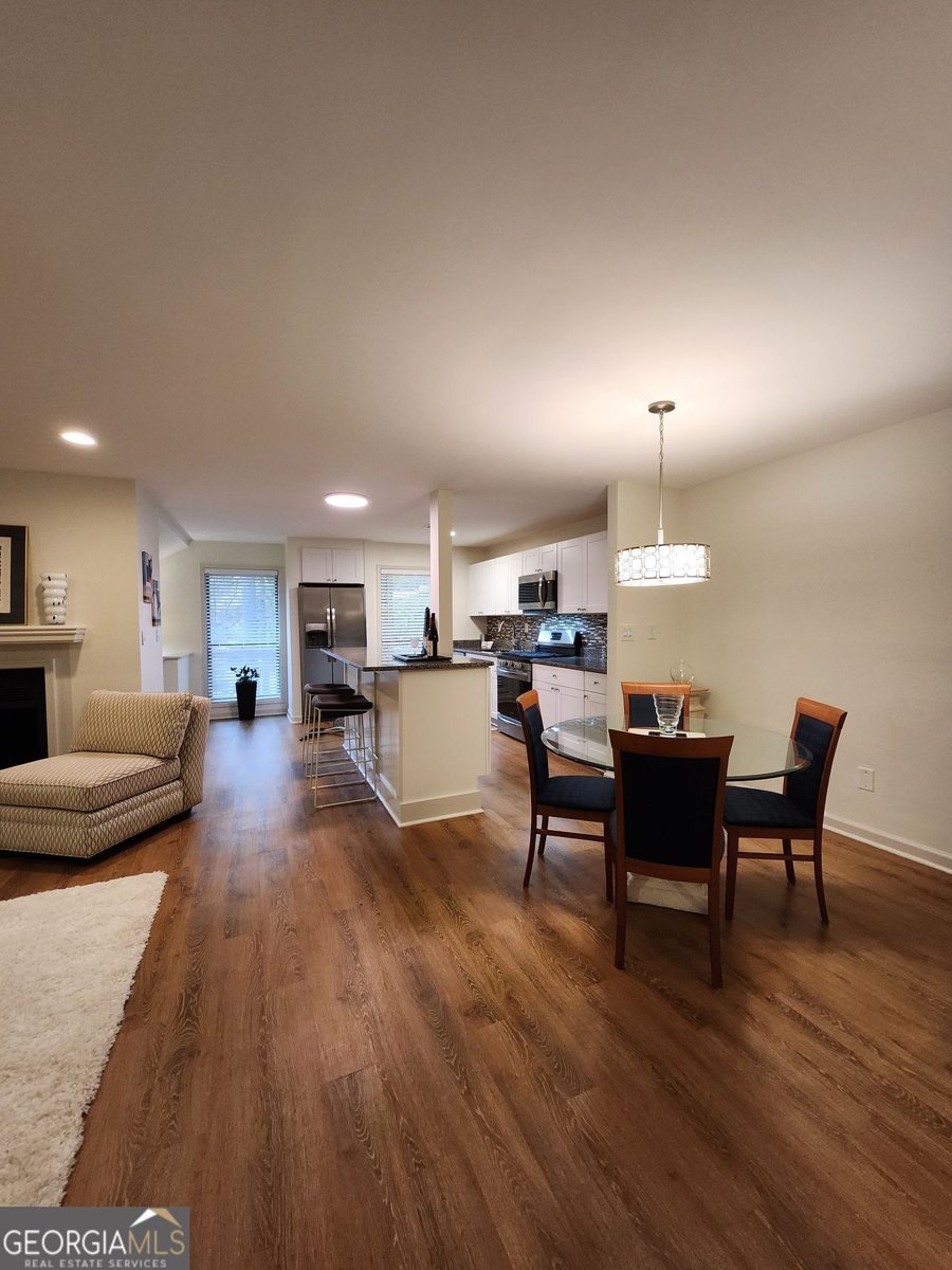 209 WYNNES RIDGE Circle Marietta - 11