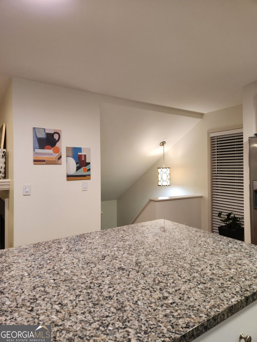 209 WYNNES RIDGE Circle Marietta - 13