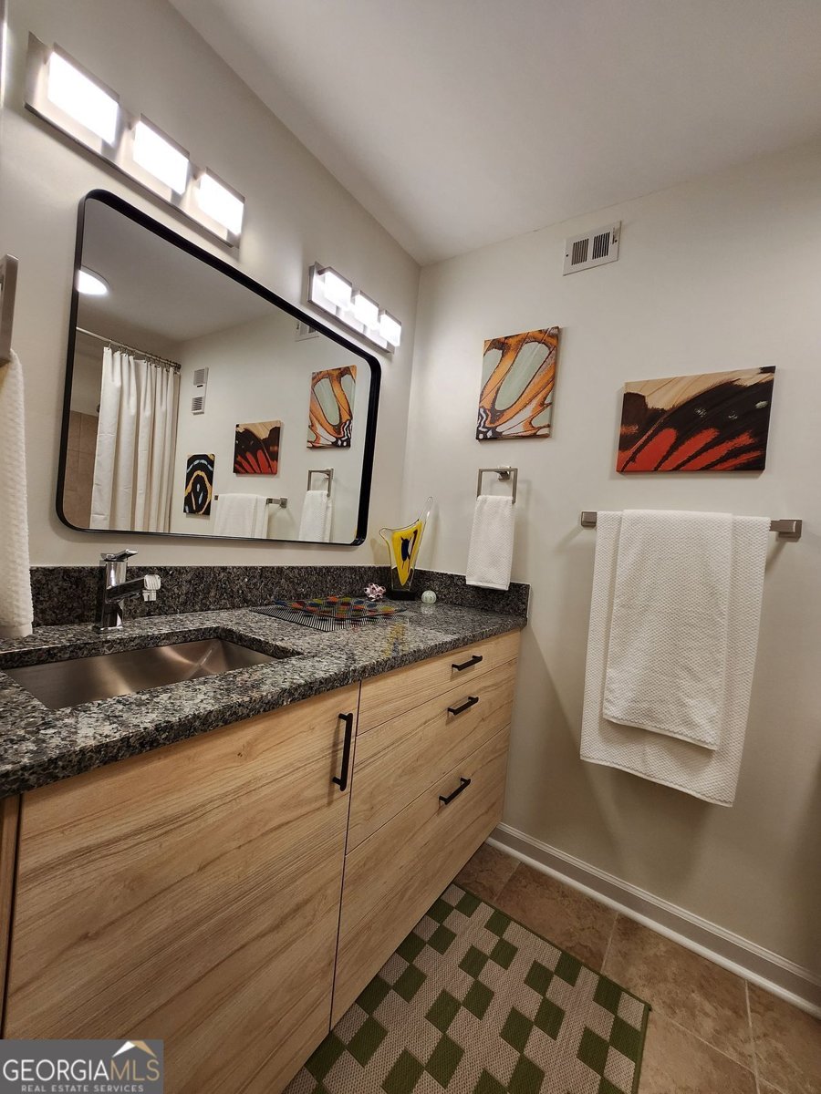 209 WYNNES RIDGE Circle Marietta - 17