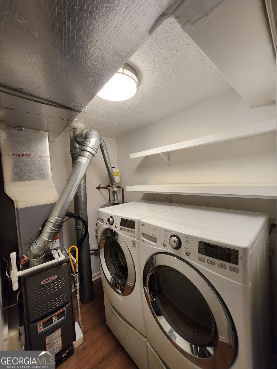 209 WYNNES RIDGE Circle Marietta - 22