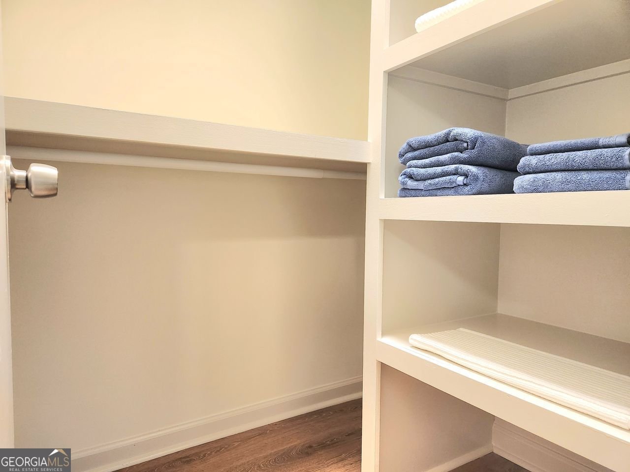 209 WYNNES RIDGE Circle Marietta - 26