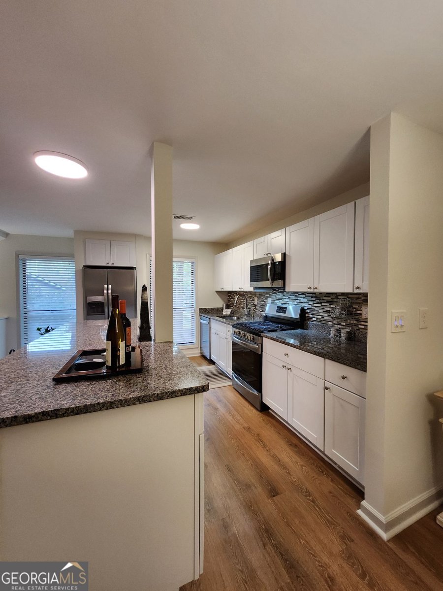 209 WYNNES RIDGE Circle Marietta - 8