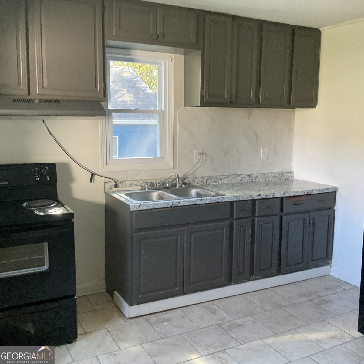 541 W Lake Avenue Atlanta - 3