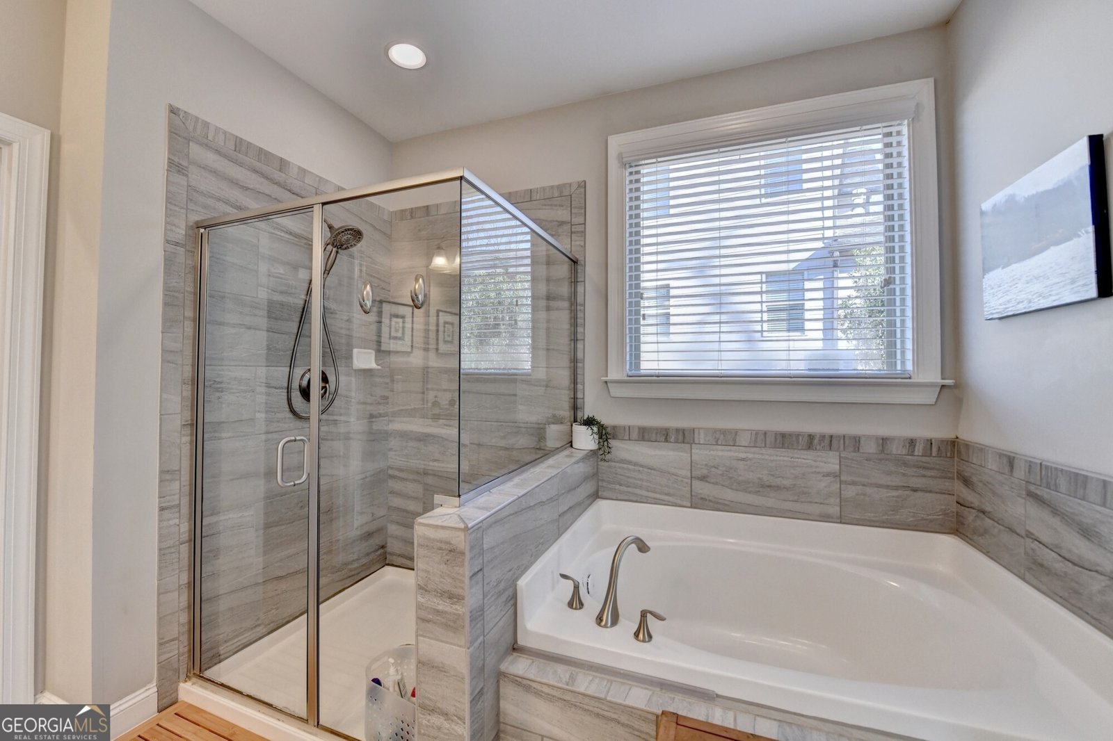 1431 Torrington Drive Auburn - 26