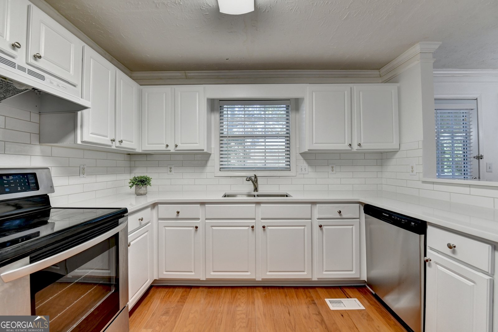 2210 Ashley Crossing Court Lawrenceville - 16