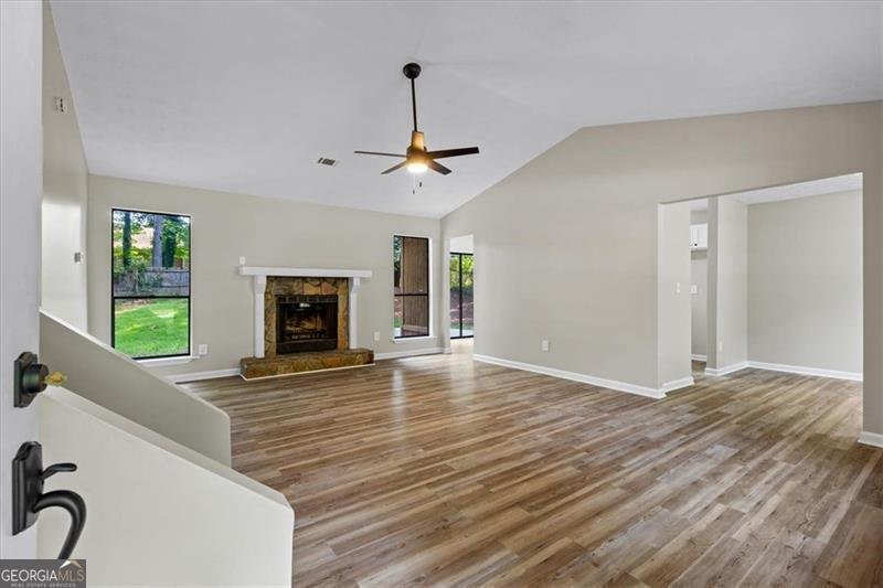 340 WINDSOR Walk Conyers - 4