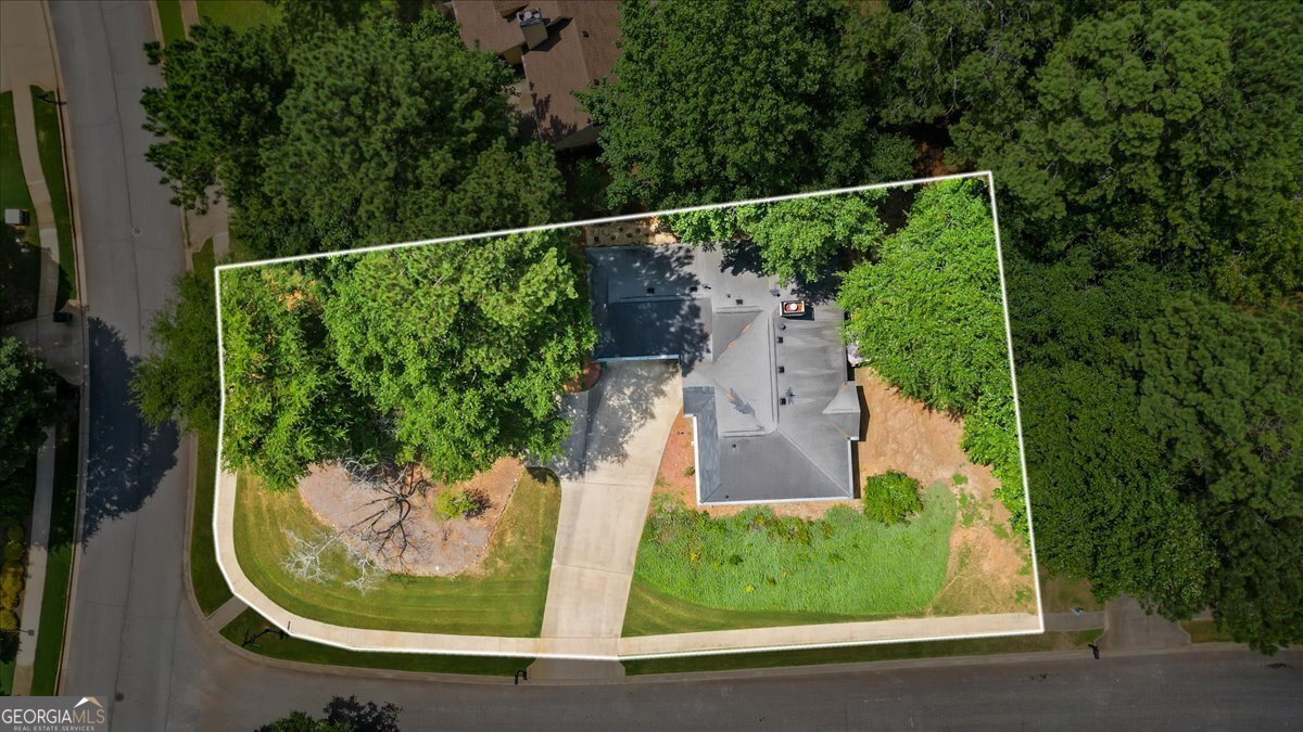 539 Horseshoe Circle Stockbridge - 35