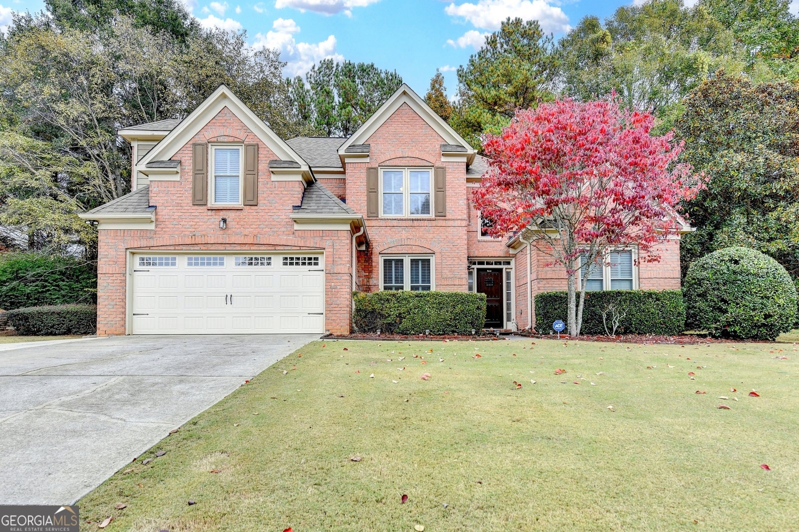 6785 Sterling Drive Suwanee - main photo