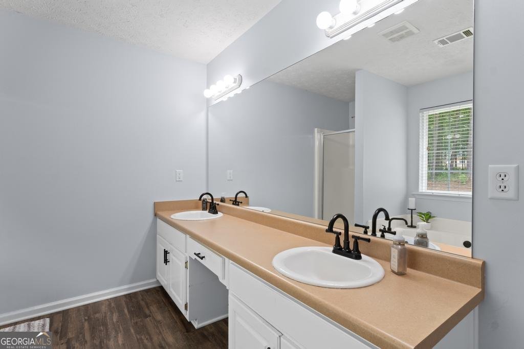 320 Cobb Court Hampton - 16