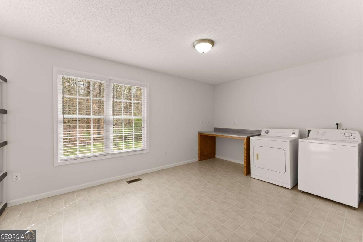 2215 Hwy 323 Gillsville - 3