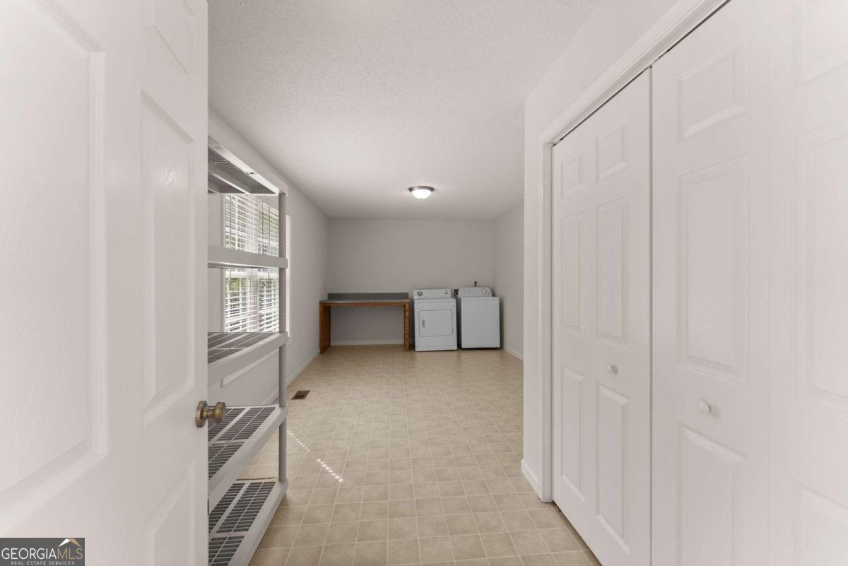 2215 Hwy 323 Gillsville - 4