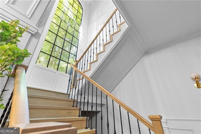 3879 Peachtree Dunwoody Road Atlanta - 24