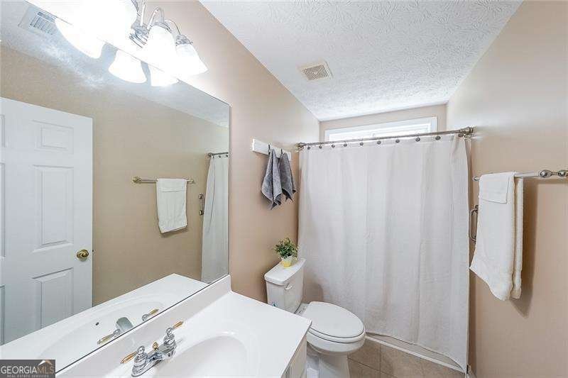 209 DIAMOND VALLEY Pass Canton - 19