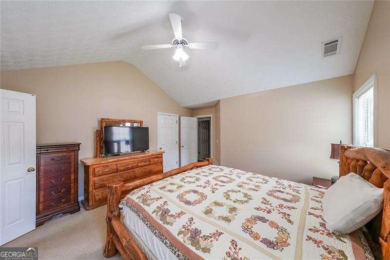 209 DIAMOND VALLEY Pass Canton - 23