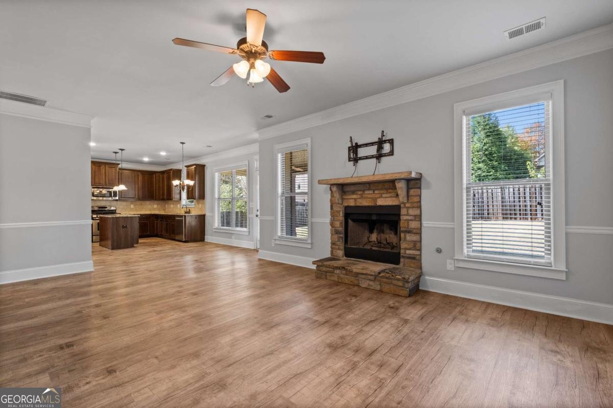 1510 Walking Horse Trail Cumming - 11