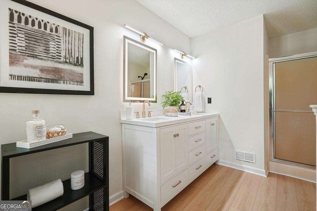 608 Wedgewood Drive Woodstock - 30