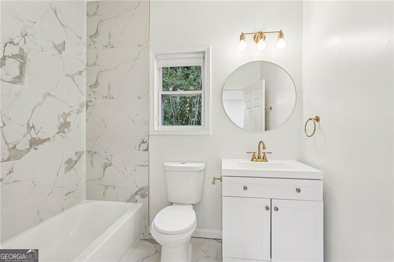 2470 Saint Paul Avenue Atlanta - 14