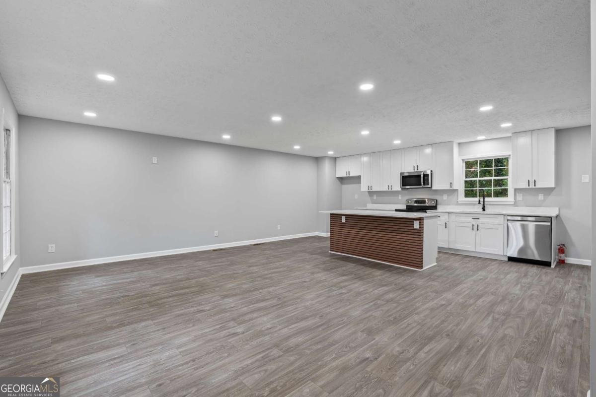 5211 Beechwood Forest Drive Lithonia - 5