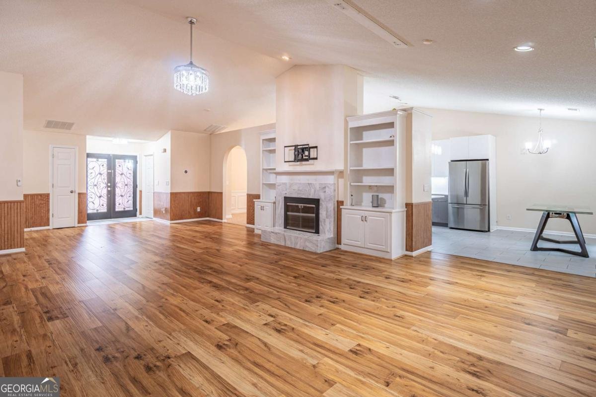 1296 Mandalay Court Lilburn - 3