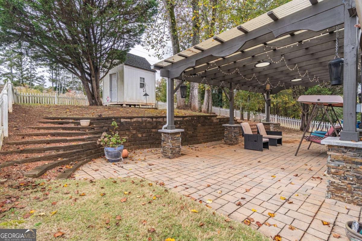 1296 Mandalay Court Lilburn - 5