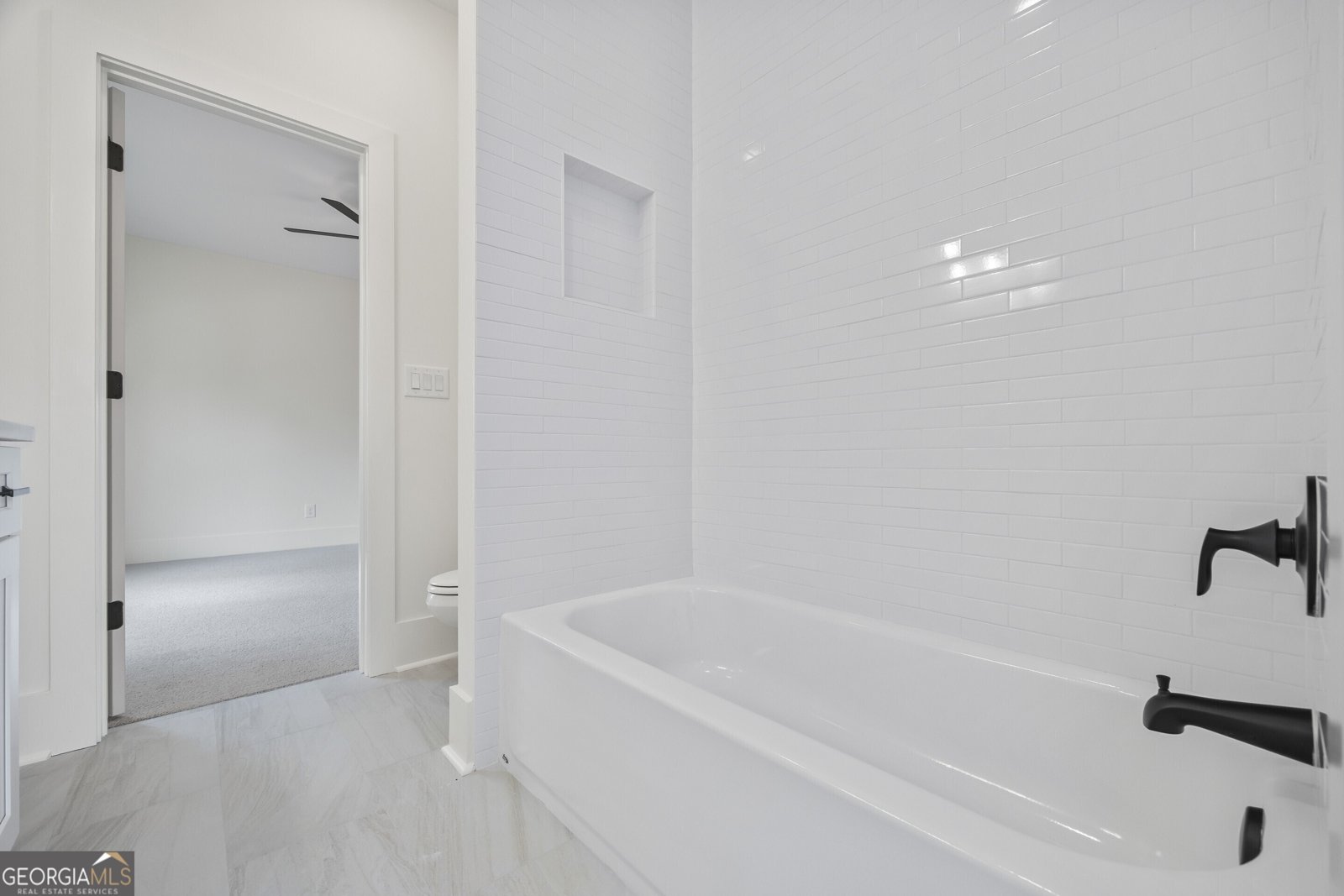 611 Foster Park Lane Madison - 40