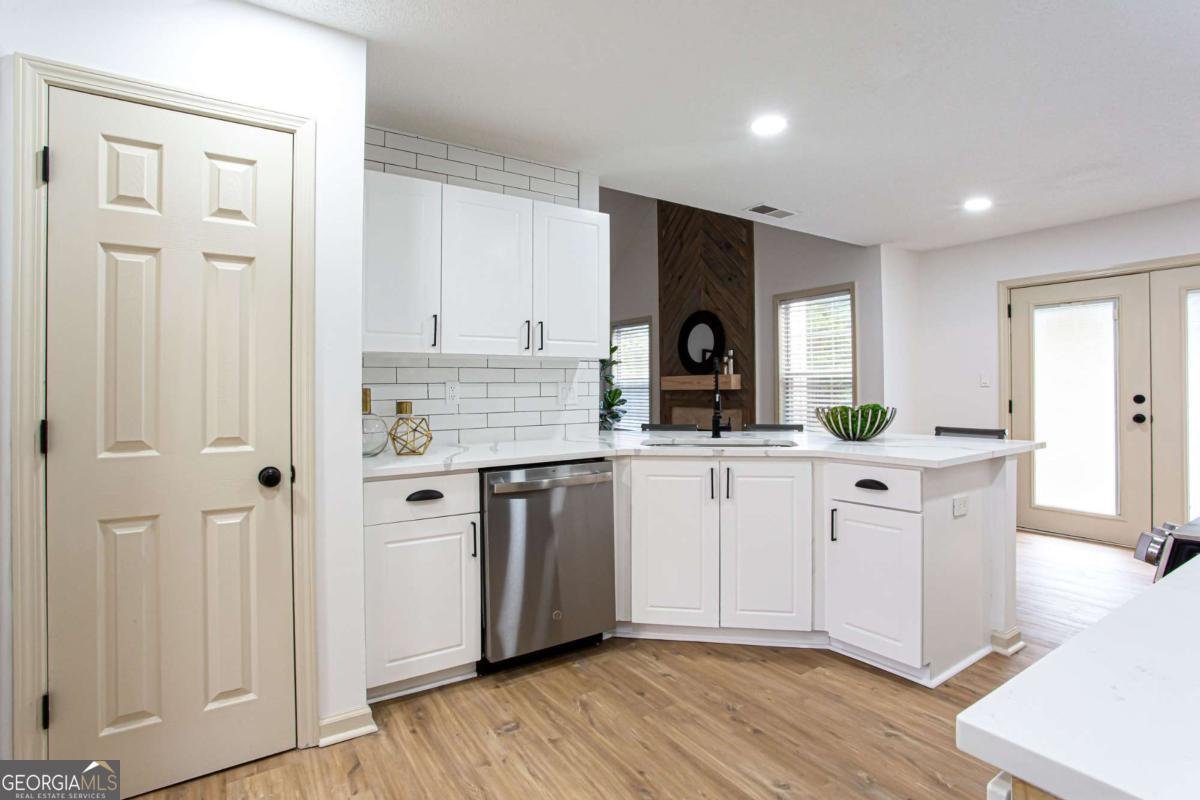 5619 Wandering Vine Lane Mableton - 14