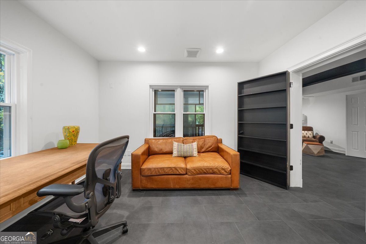 515 Kent Road Roswell - 72