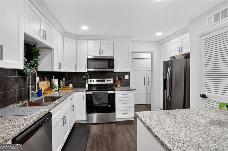 3306 Northcrest Road Atlanta - 8