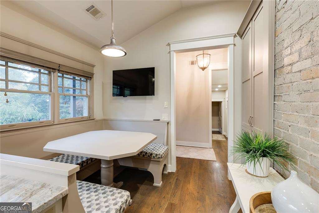 6335 Cherry Tree Lane Sandy Springs - 14