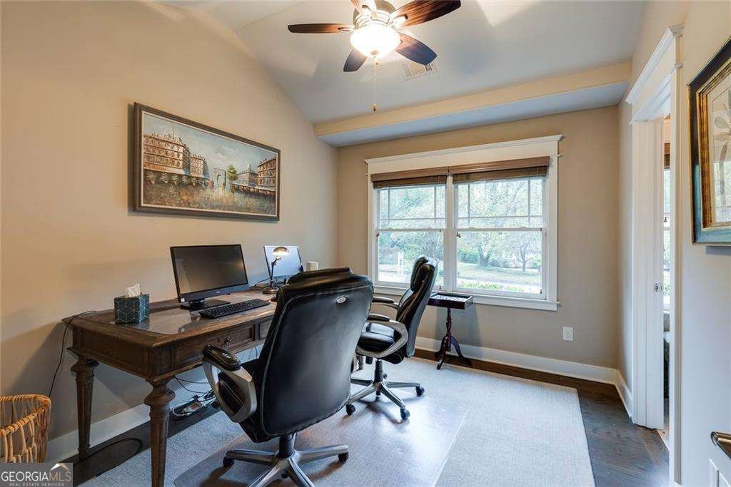 6335 Cherry Tree Lane Sandy Springs - 27