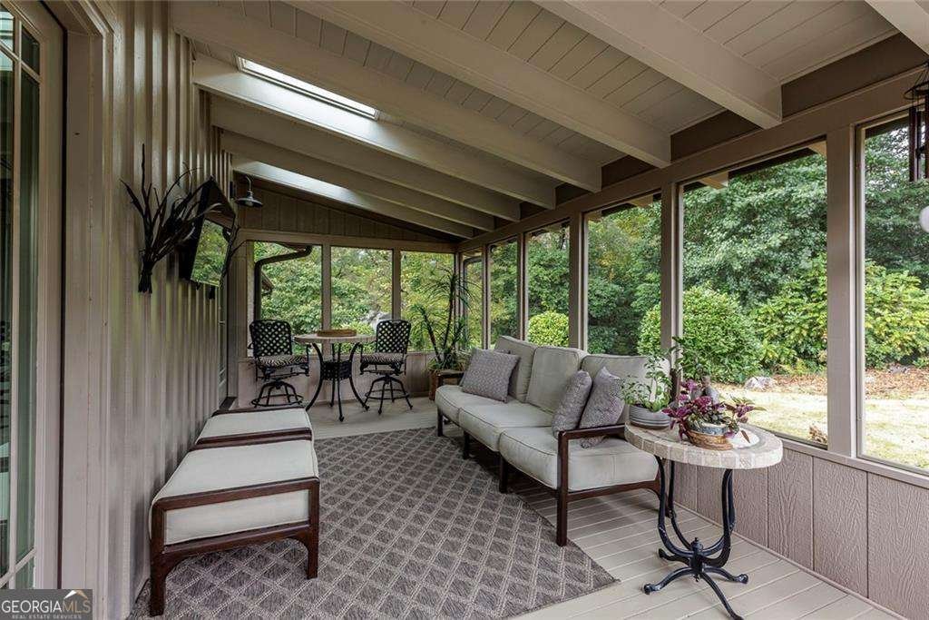 6335 Cherry Tree Lane Sandy Springs - 29