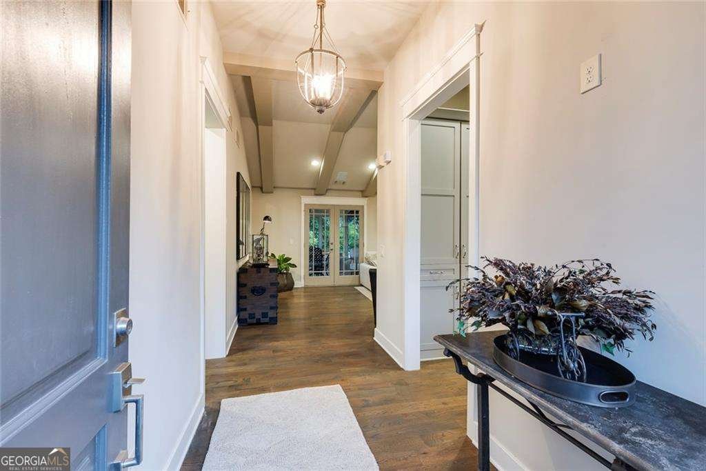 6335 Cherry Tree Lane Sandy Springs - 3