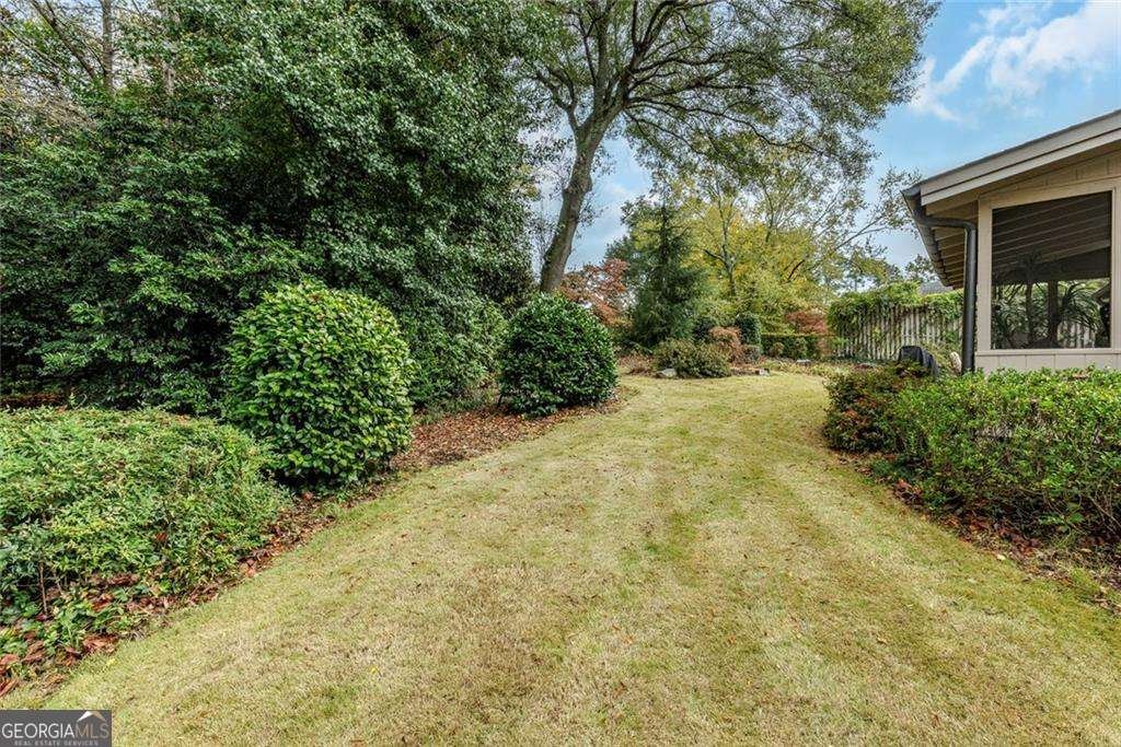 6335 Cherry Tree Lane Sandy Springs - 33