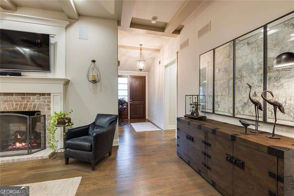 6335 Cherry Tree Lane Sandy Springs - 4