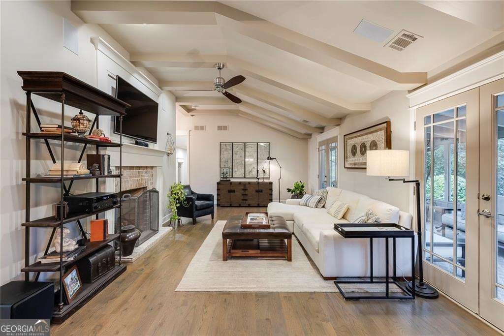 6335 Cherry Tree Lane Sandy Springs - 7