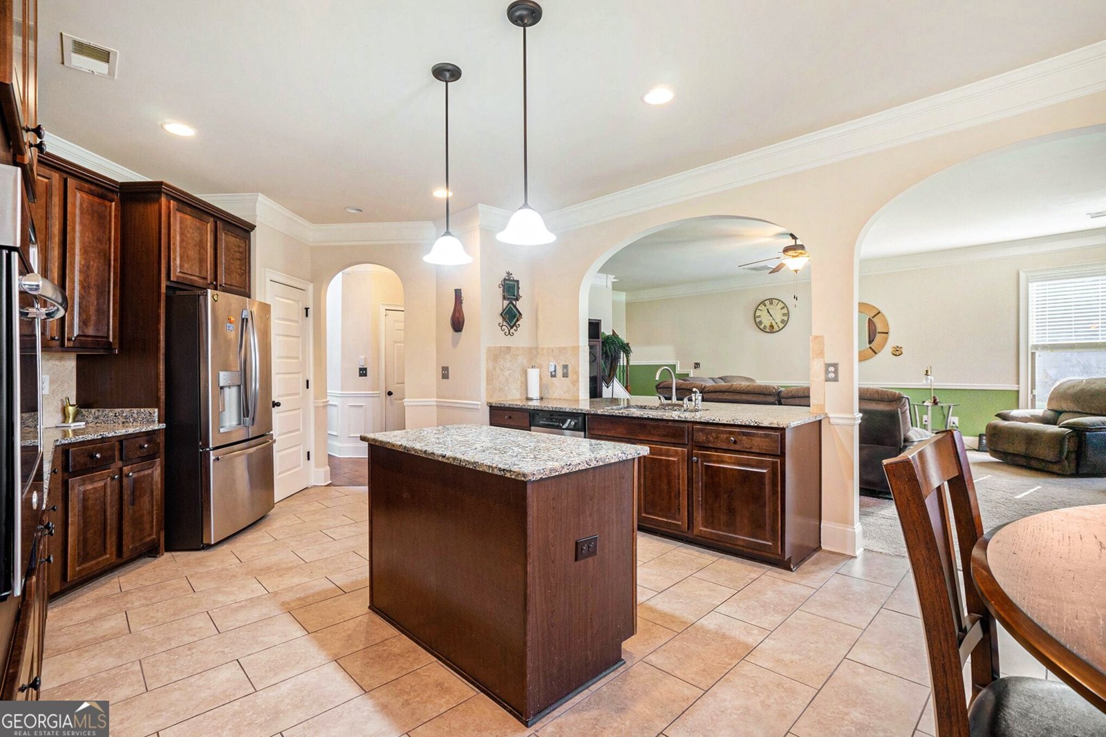 411 Little Carter Cove Loganville - 17