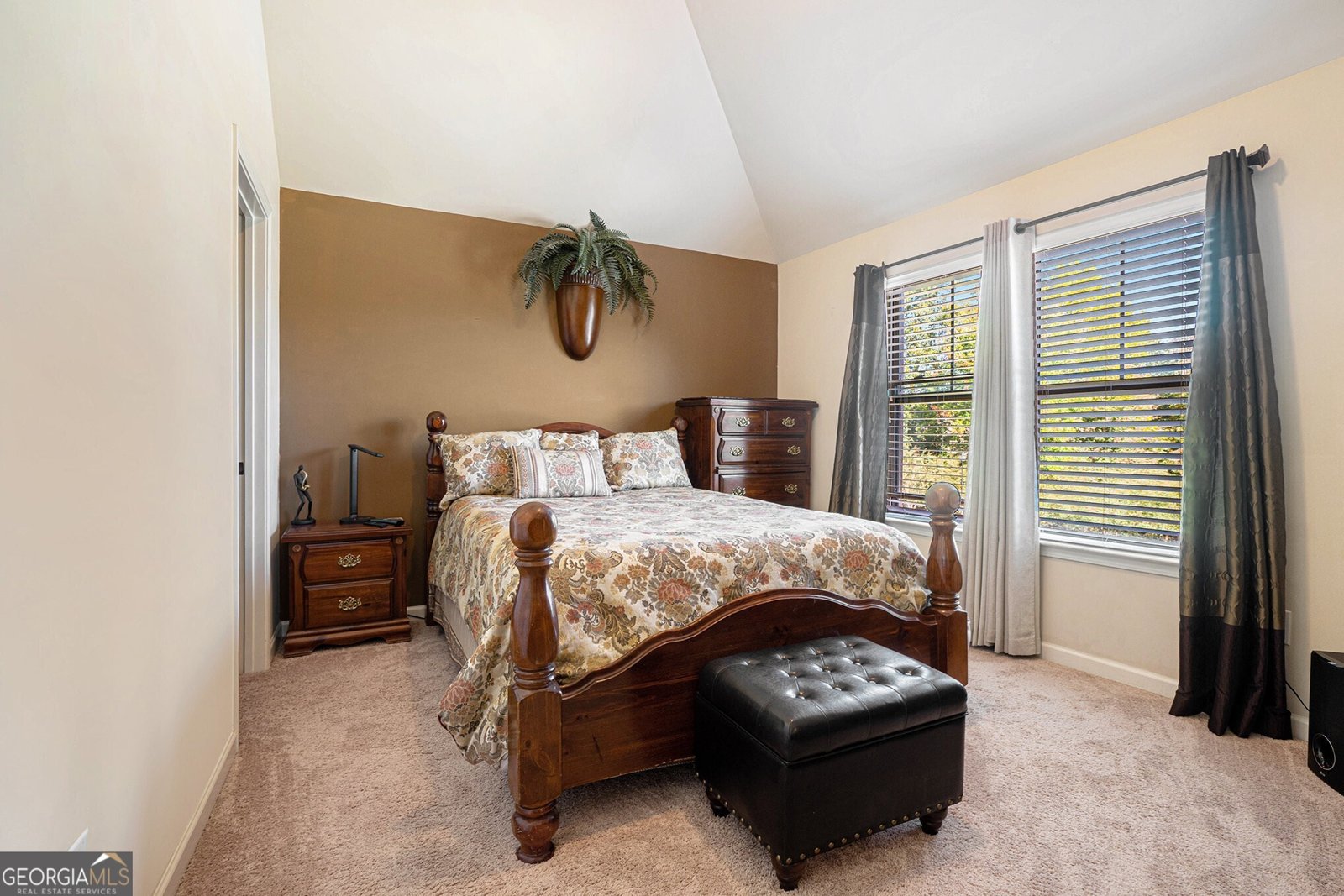 411 Little Carter Cove Loganville - 32