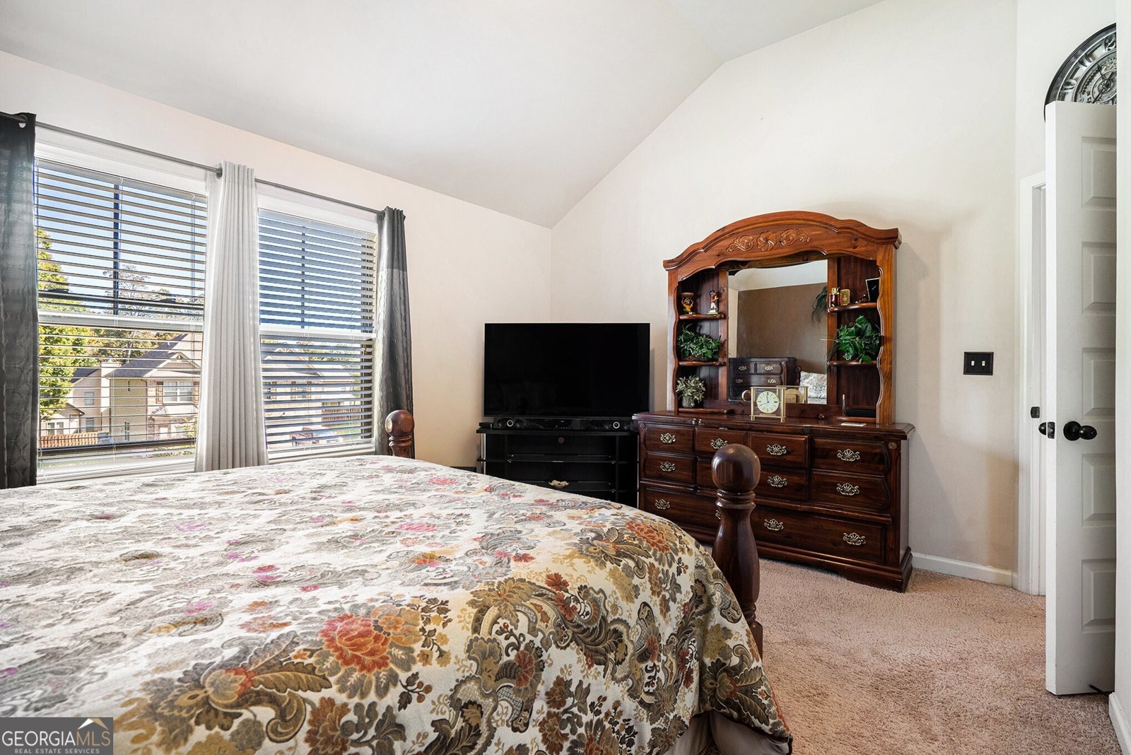 411 Little Carter Cove Loganville - 33