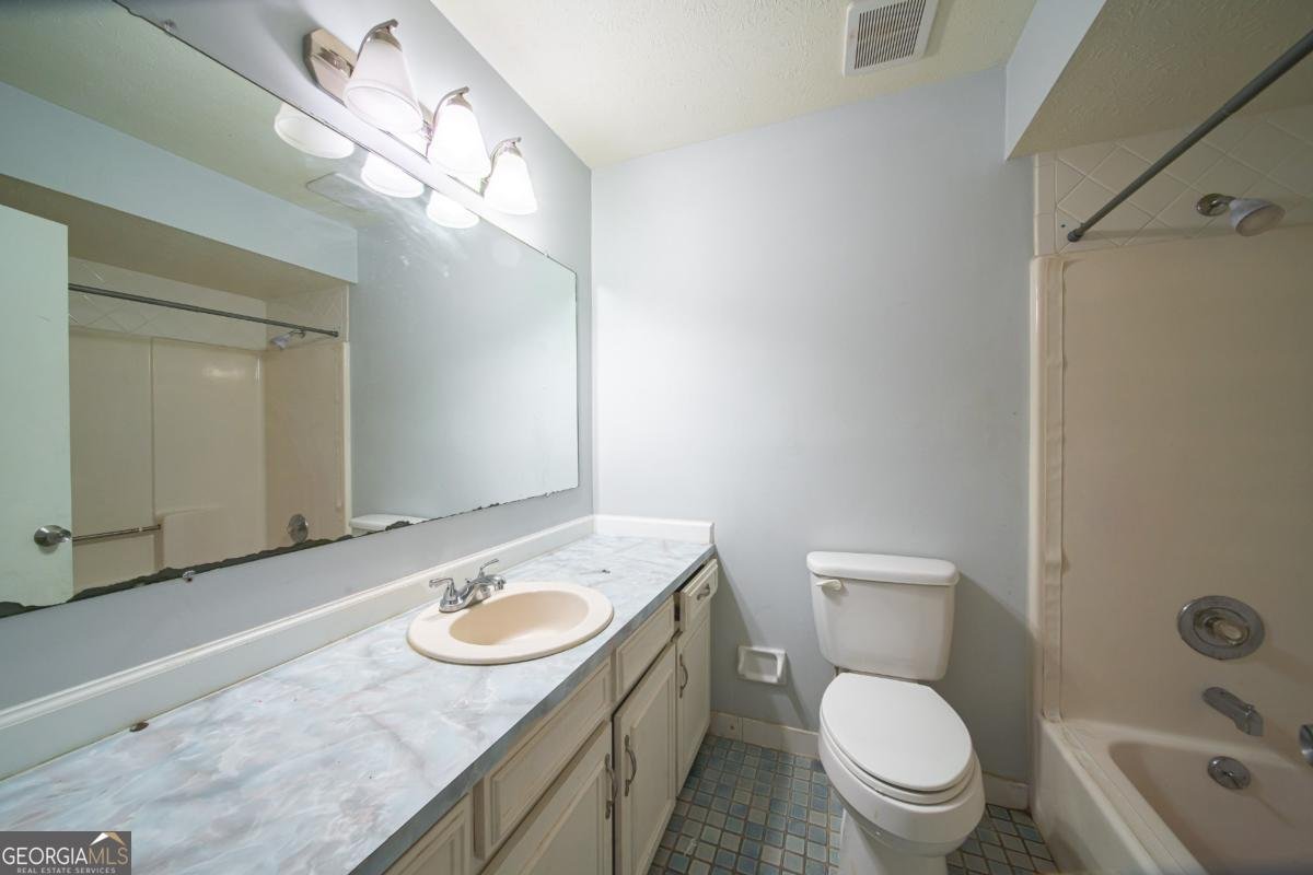 3943 Curry Street Columbus - 28