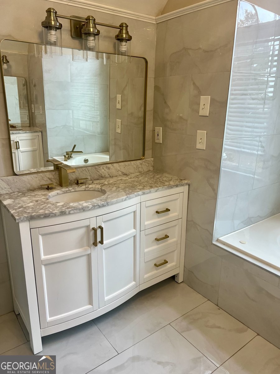 392 Brookwater Court Stone Mountain - 24